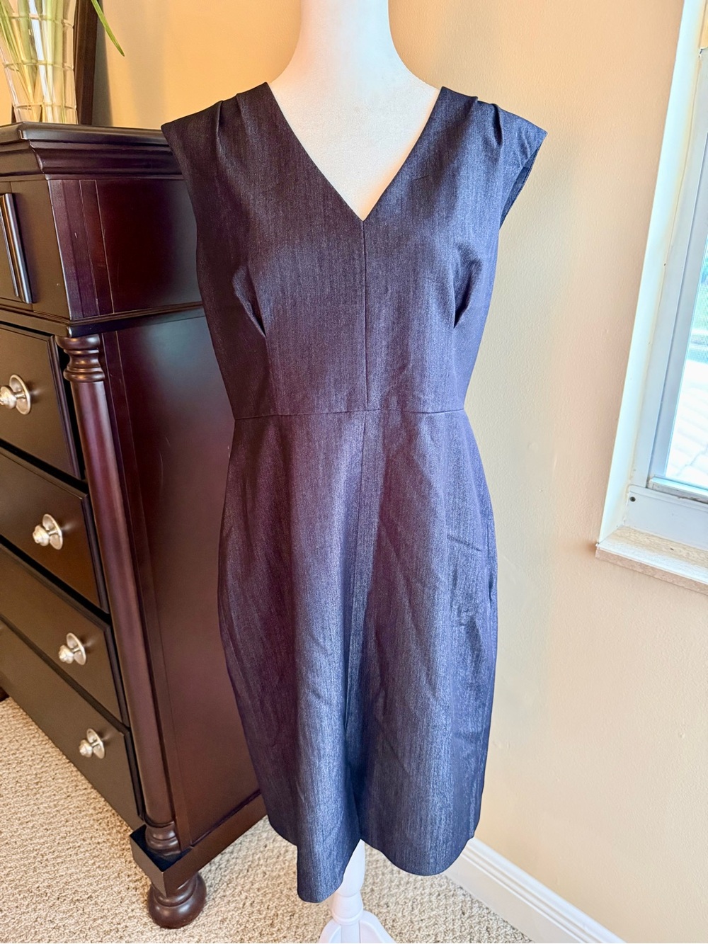 Calvin Klein Denim Look Sheath Dress | Dark Blue V-Neck | Size 10?